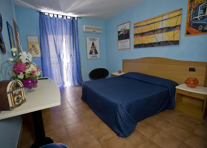 Hotel Cineholiday Napoli